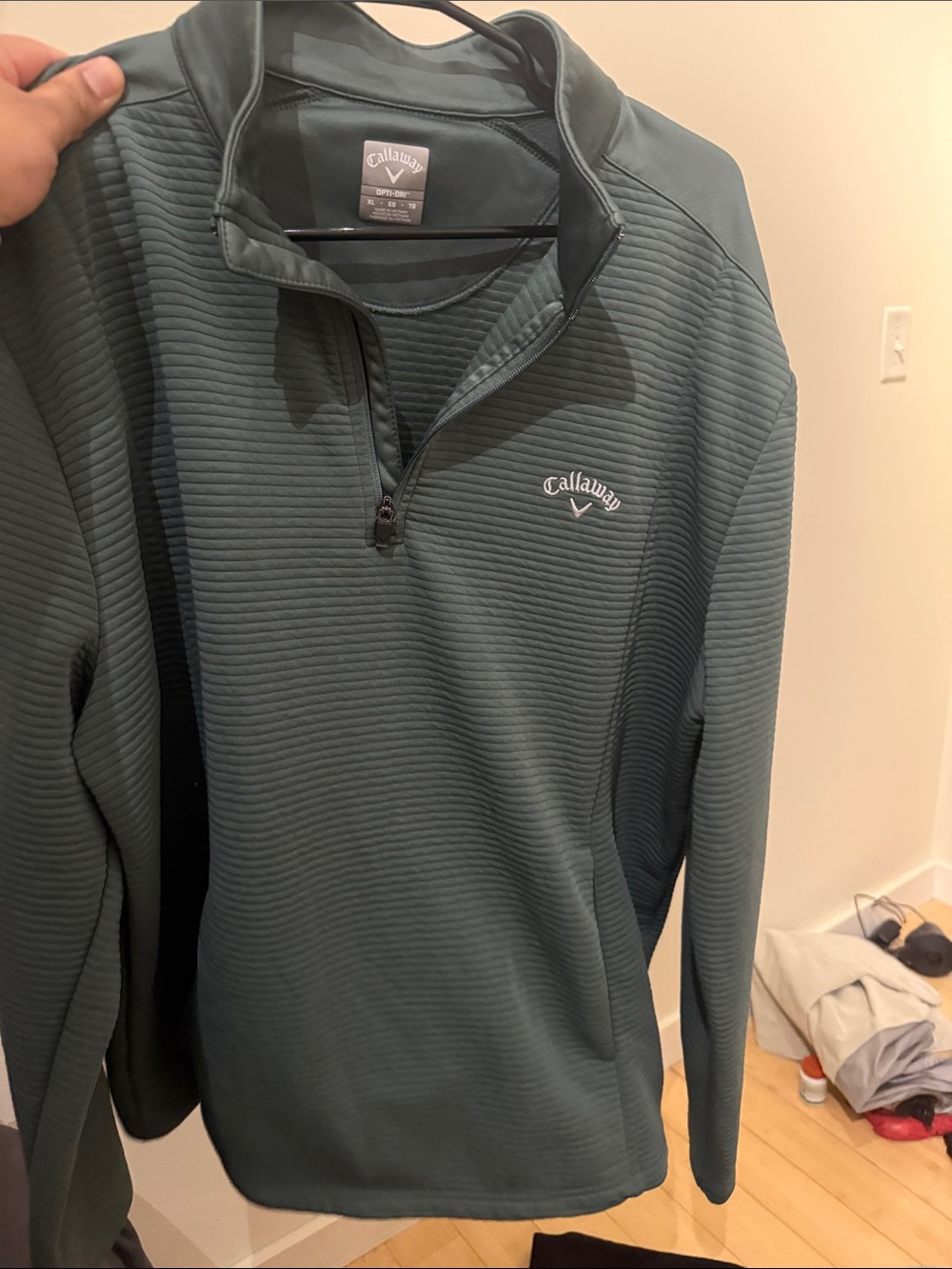 Callaway Men's Quarter-Zip Lightweight Jacket in Teal Green